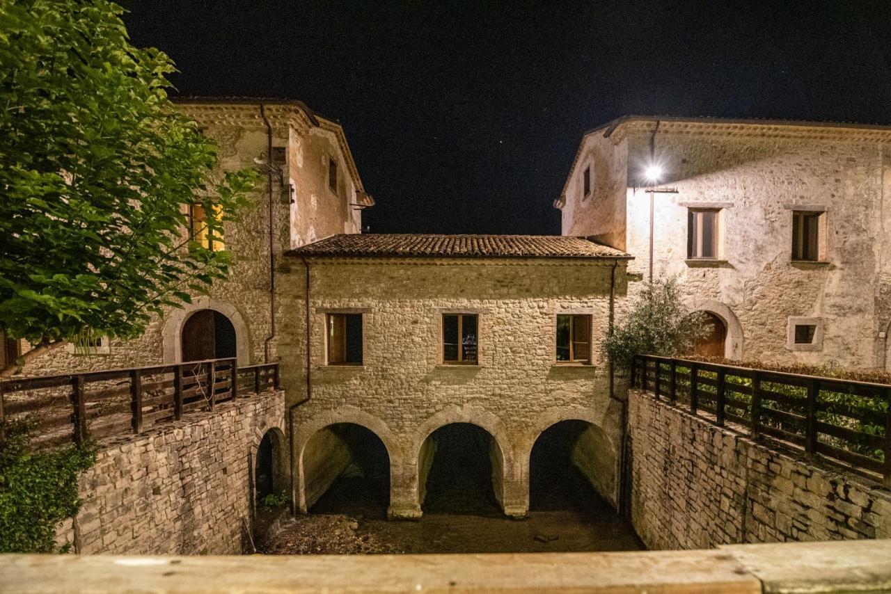 Albergo Diffuso La Piana Dei Mulini Colle d'Anchise Buitenkant foto